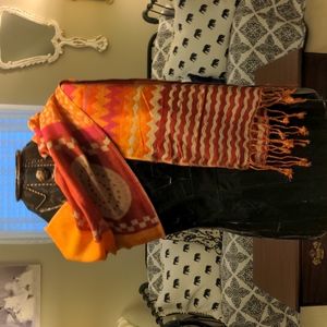 NWOT Scarf